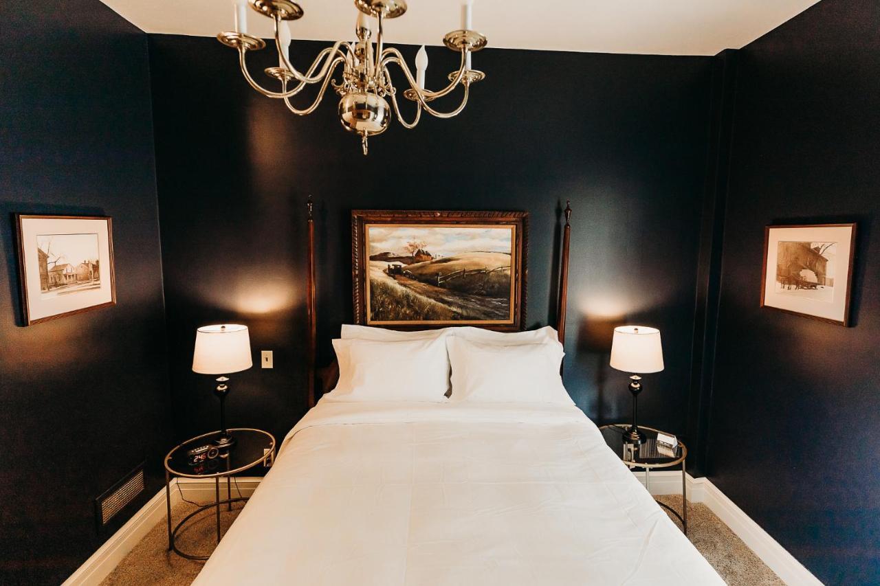 The Rochester Inn Sheboygan Falls Экстерьер фото