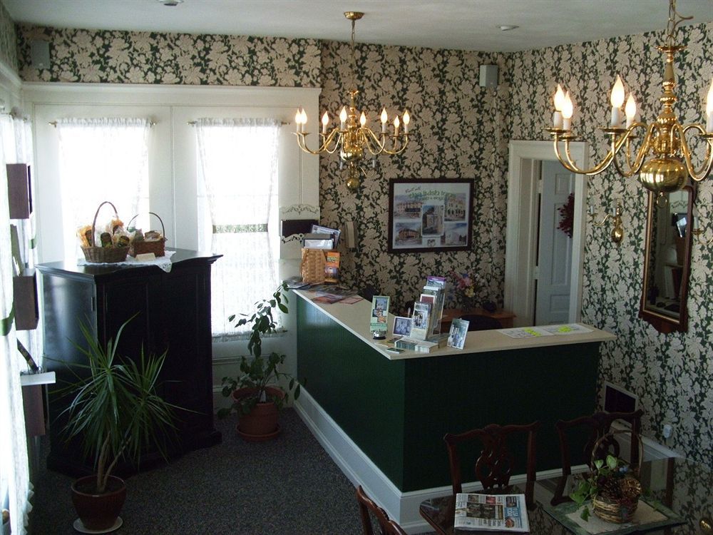 The Rochester Inn Sheboygan Falls Интерьер фото